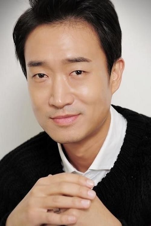 Imagen del actor Jo Woo-jin